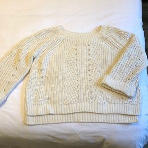 Cropped pullover sweater